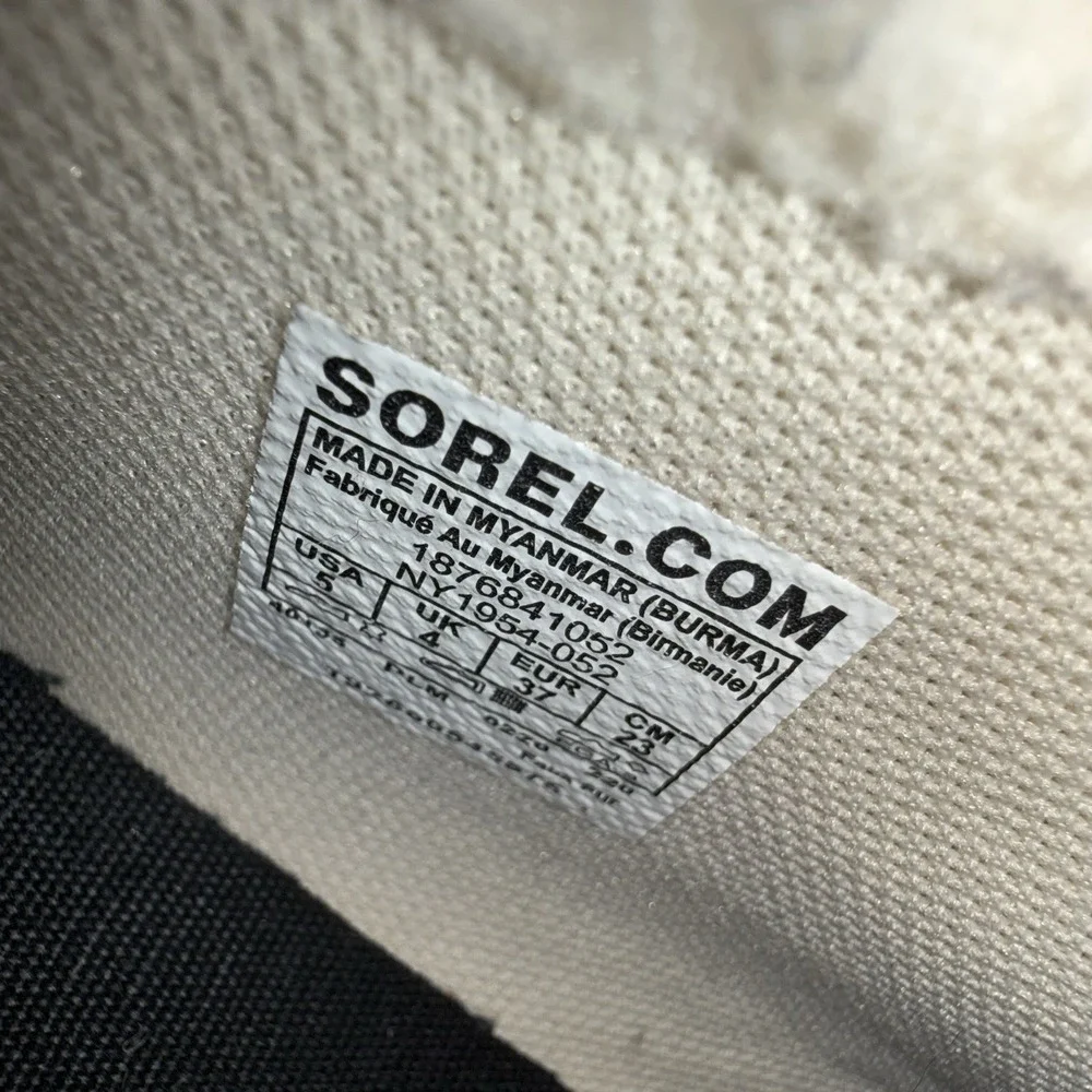 Sorel Women's Out n About Plus Wool Insulated Waterproof Duck Boots Size 5